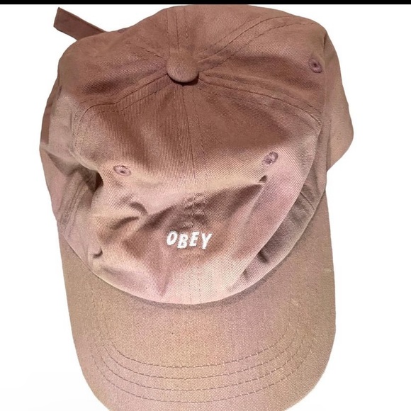 Caps - Picture 4 of 7